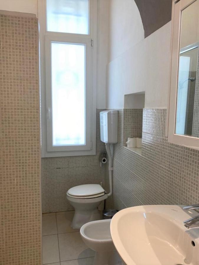 The Comfort - Big Apartment In Villa With Garden And Terrace 아르제뇨 외부 사진