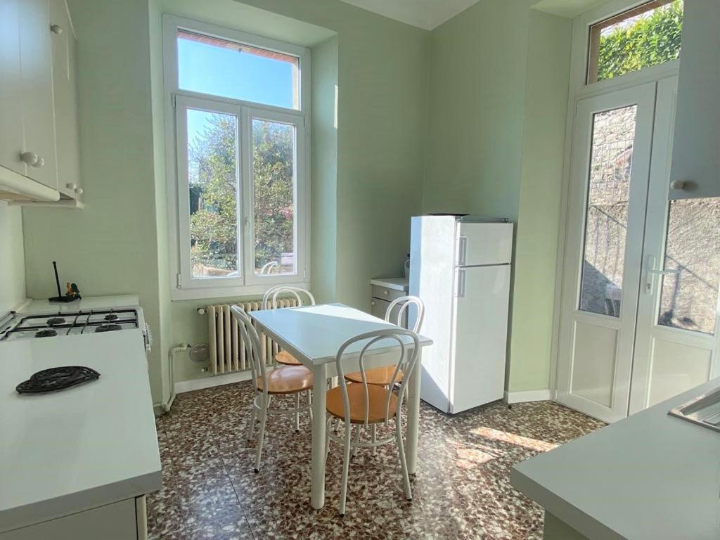 The Comfort - Big Apartment In Villa With Garden And Terrace 아르제뇨 외부 사진
